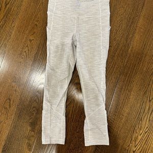 Women’s white/gray lululemon pace rival leggings